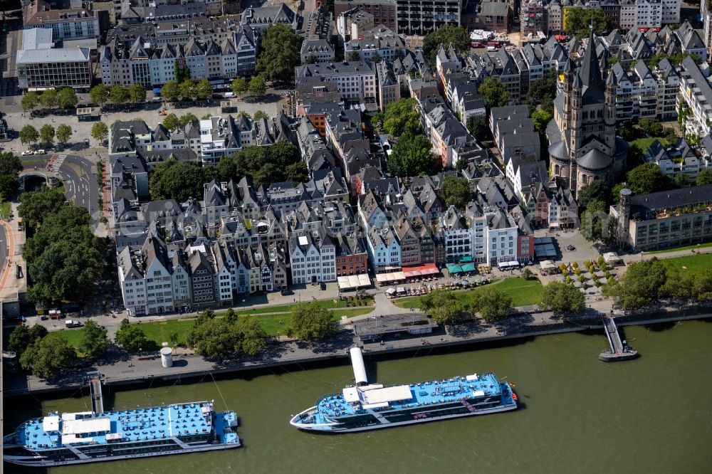 Aerial photograph Köln - Residential and commercial building district along on Frankenwerft in the district Altstadt in Cologne in the state North Rhine-Westphalia, Germany