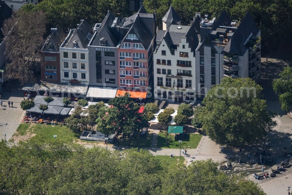 Köln from the bird's eye view: Residential and commercial building district along the street Am Bollwerk in the district Altstadt in Cologne in the state North Rhine-Westphalia, Germany