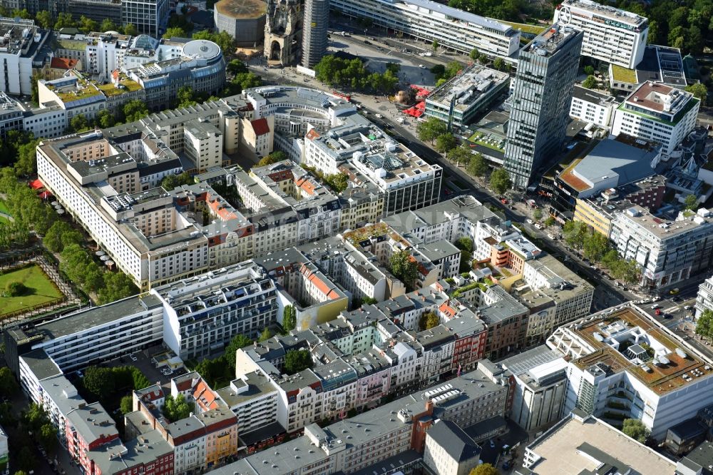 Berlin from the bird's eye view: Residential and commercial building district along of Tauentzienstrasse - Marburger Strasse in the district Charlottenburg-Wilmersdorf in Berlin, Germany