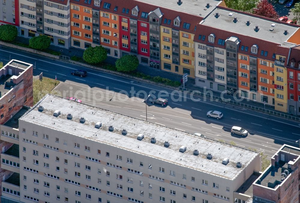 Erfurt from the bird's eye view: Residential and commercial building district on Juri-Gagarin-Ring in the district Altstadt in Erfurt in the state Thuringia, Germany