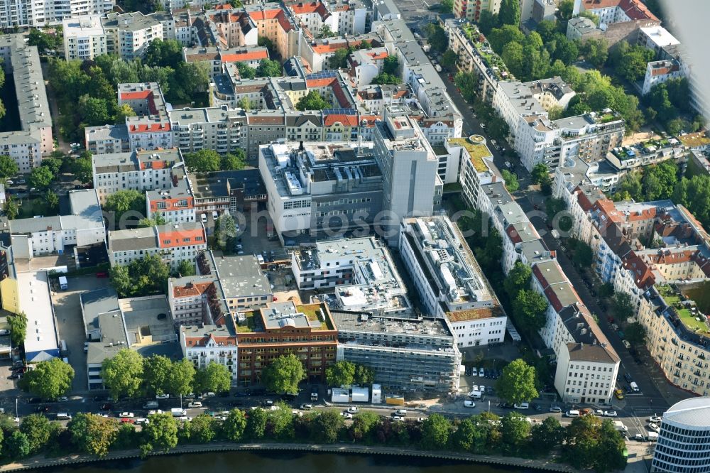 Aerial photograph Berlin - Residential and commercial building district along of Kaiserin-Augusta-Allee - Beusselstrasse and of Erasmusstrasse in Berlin, Germany