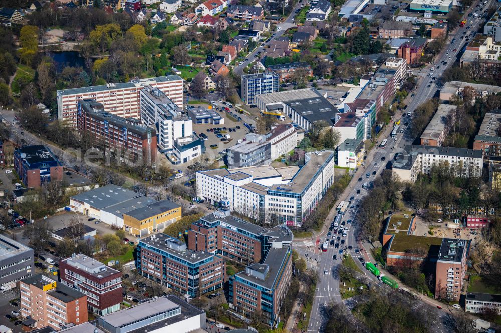 Hamburg from the bird's eye view: Residential and commercial building district on street Holstenkamp in the district Stellingen in Hamburg, Germany