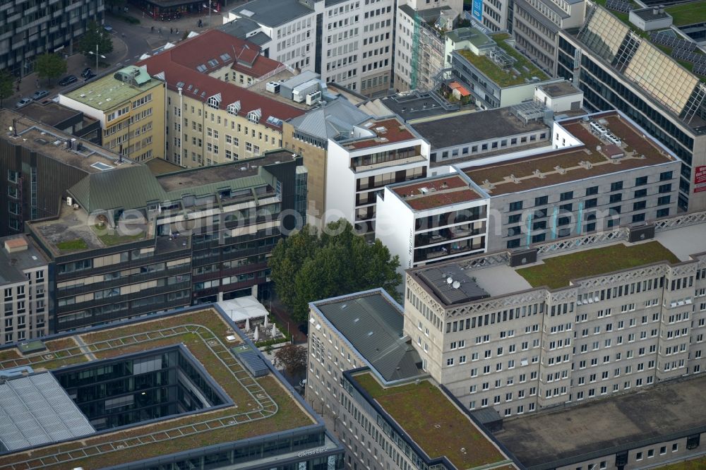 Aerial image Stuttgart - Residential and commercial construction in the Lautenschlagerstraße in Stuttgart in Baden-Württemberg. Night draft landau + kindelbacher - a modern building with Manufactum department store, stores the Manufactum bread & butter in the center of the state capital