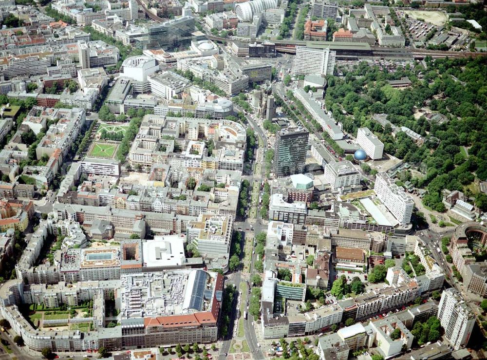 Berlin - Charlottenburg from the bird's eye view: Wohn- und Geschäftsviertel am Breitscheidplatz / Kurfürstendamm in Berlin - Charlottenburg.