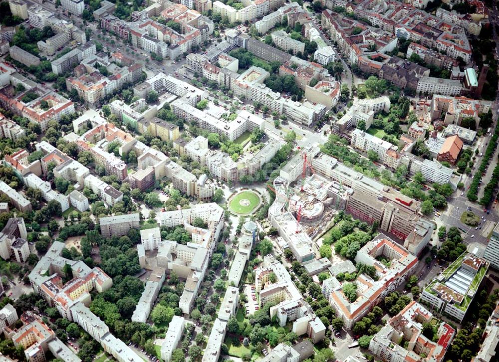 Berlin - Charlottenburg from above - Wohn- und Geschäftsviertelneubau am Prager Platz / Bundesallee in Berlin - Charlottenburg.