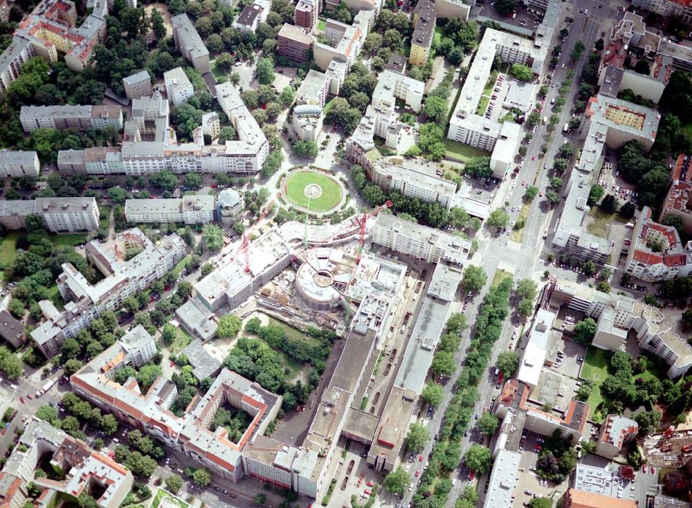 Berlin - Charlottenburg from the bird's eye view: Wohn- und Geschäftsviertelneubau am Prager Platz / Bundesallee in Berlin - Charlottenburg.