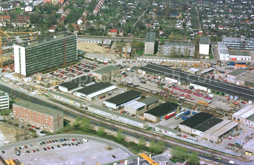 Aerial photograph Berlin - Hohenschönhausen - 19.04.1994 Wohn-und Geschäftszentrum Gehrenseestr./Hohenschönhausen