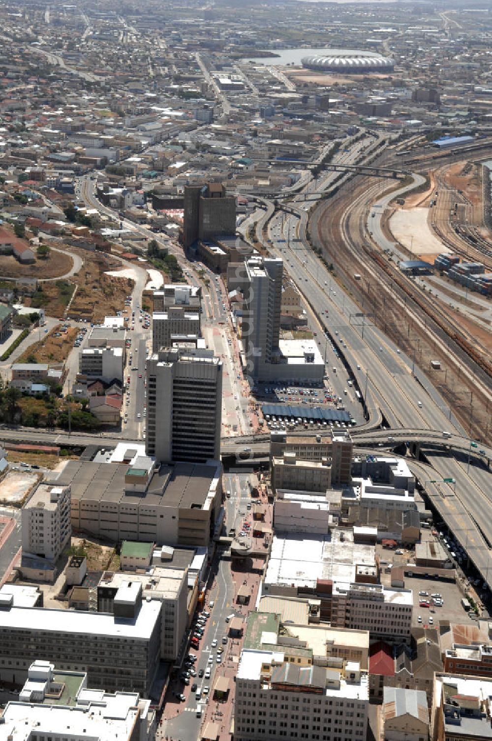 Port Elizabeth from the bird's eye view: View of a housing and industrial area on the Govan Mbeki Avenue and the Settlers Highway in Port Elizabeth