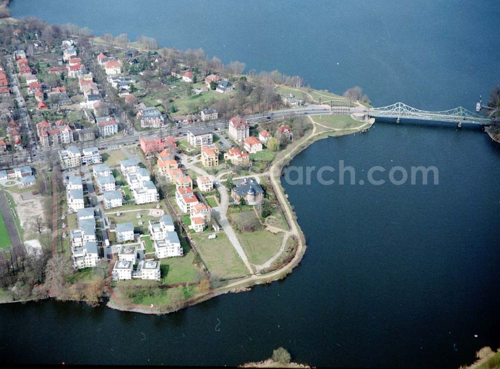 Potsdam from the bird's eye view: Wohnanlage der Bayerischen Hausbau auf dem Glienicker Horn an der Glienicker Brücke in Potsdam.