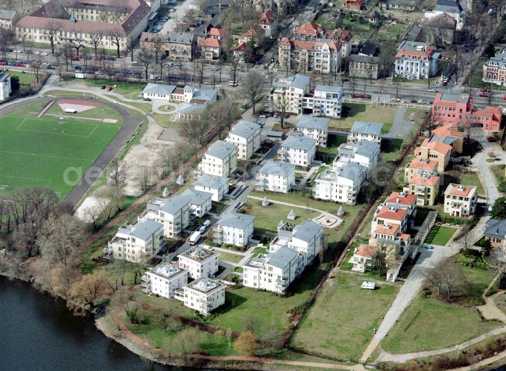 Aerial image Potsdam - Wohnanlage der Bayerischen Hausbau auf dem Glienicker Horn an der Glienicker Brücke in Potsdam.