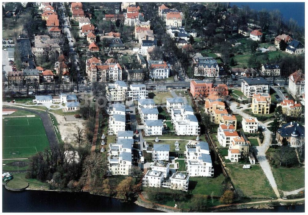 Aerial photograph Potsdam - Wohnanlage der Bayerischen Hausbau auf dem Glienicker Horn an der Glienicker Brücke in Potsdam.