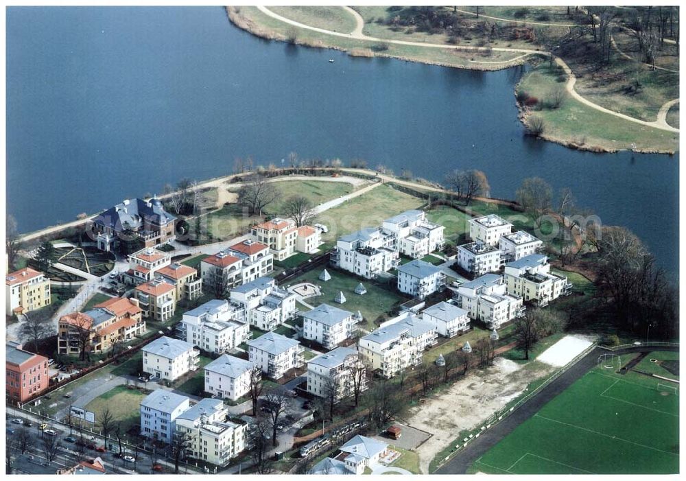 Aerial photograph Potsdam - Wohnanlage der Bayerischen Hausbau auf dem Glienicker Horn an der Glienicker Brücke in Potsdam.