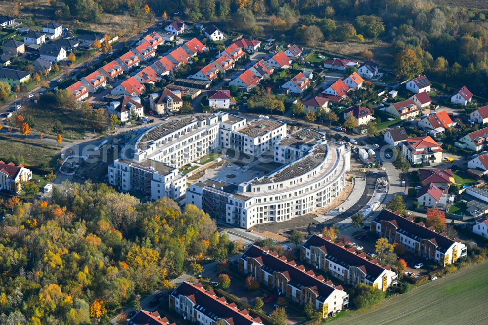 Schwanebeck from the bird's eye view: Multi-family residential complex Am Eichenring in Schwanebeck in the federal state of Brandenburg, Germany