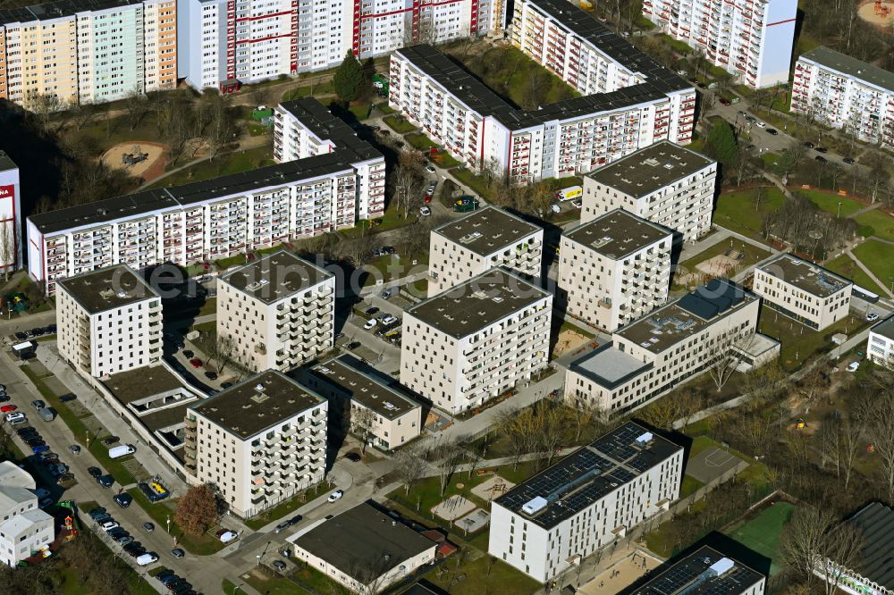 Aerial photograph Berlin - Multi-family residential complex on Karl-Holtz-Strasse in the district Marzahn in Berlin, Germany