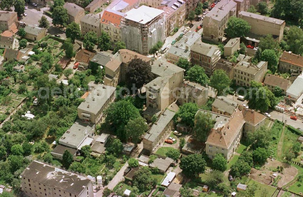 Aerial image Potsdam - Stadt - Wohnanlage Lennestr. 19-20 in Potsdam.