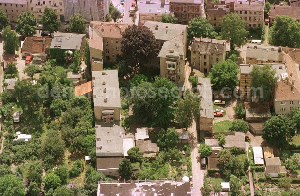 Aerial photograph Potsdam - Stadt - Wohnanlage Lennestr. 19-20 in Potsdam.