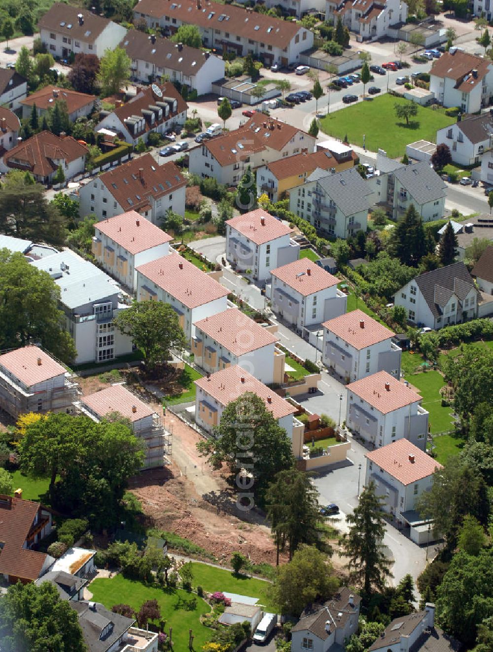 Langen from the bird's eye view: Wohnanlage Sunset Park in Langen / Hessen. Ein Projekt der cds Wohnbau GmbH. Residential complex Sunset Park in Langen / Hesse. A project of the company cds Wohnbau GmbH.