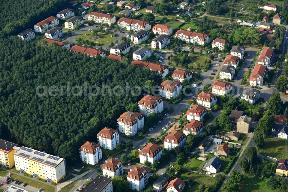 Velten from the bird's eye view: Residential area Am Kuschelhain in Velten in Brandenburg