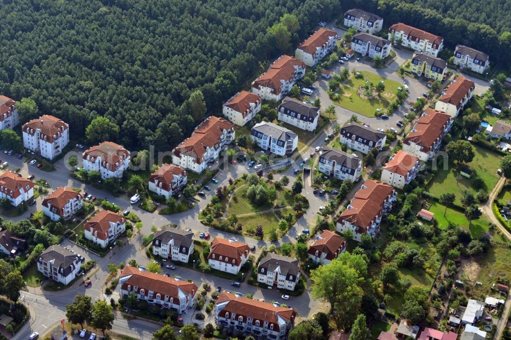 Velten from above - Residential area Am Kuschelhain in Velten in Brandenburg