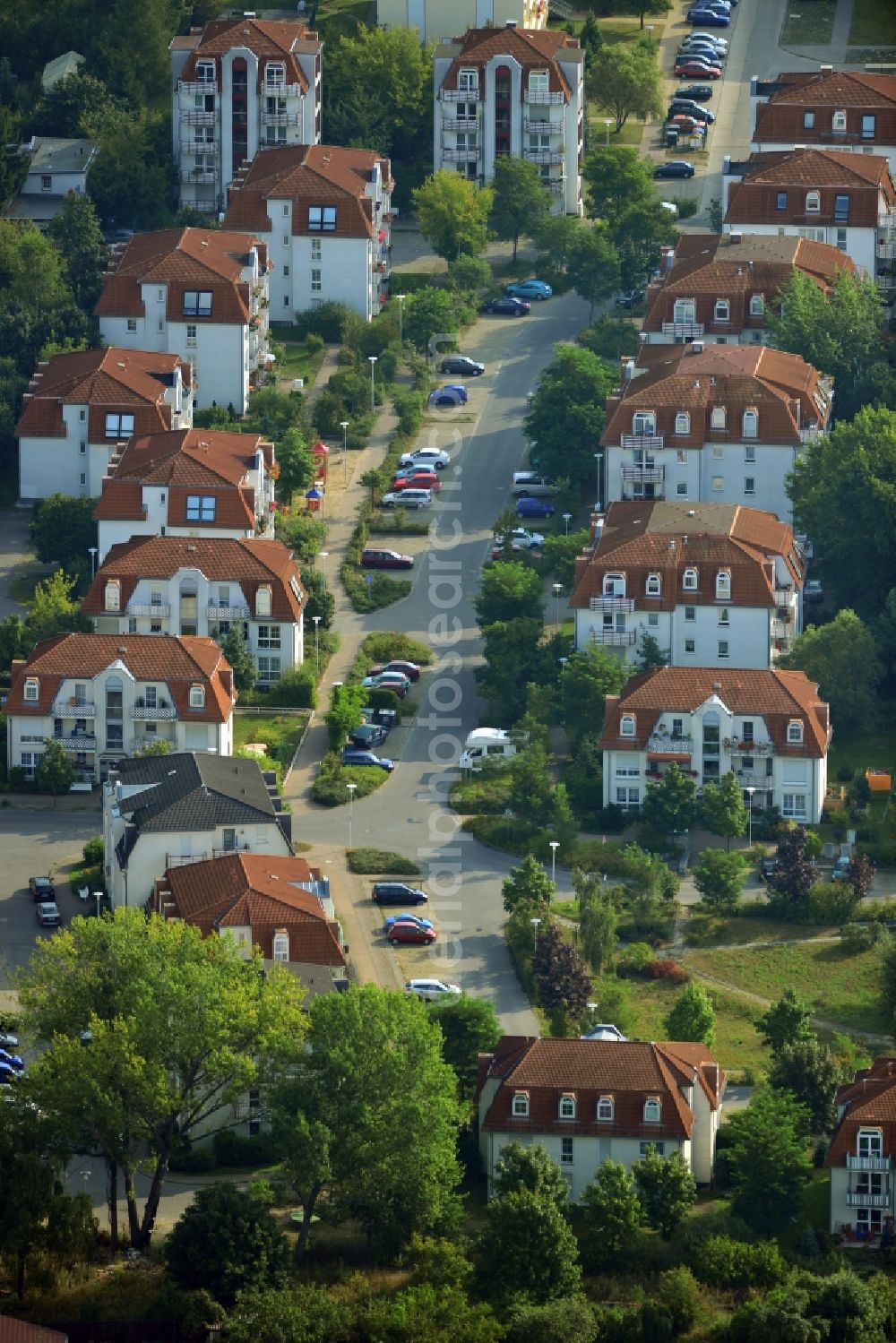 Velten from the bird's eye view: Residential area Am Kuschelhain in Velten in Brandenburg