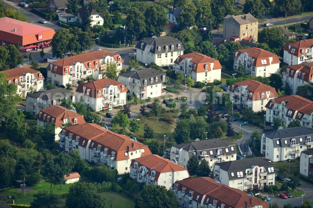 Velten from the bird's eye view: Residential area Am Kuschelhain in Velten in Brandenburg