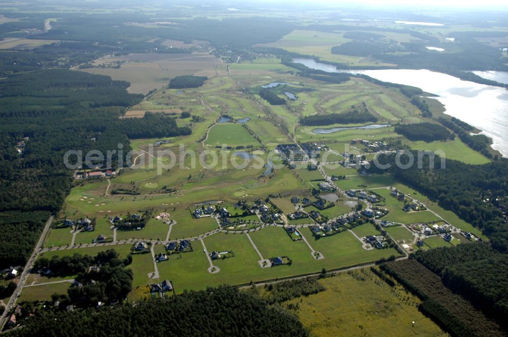 Aerial image Michendorf - Blick auf die Wohnanlagen der HVB Immobilien am Areal des malerisch gelegenen Golf- und Country Club Seddiner See. Anschrift: Golf- und Country Club Seddiner See AG,Zum Weiher 44, 14552 Michendorf,Tel: 033205 / 73 20,Fax: 033205 / 73 229