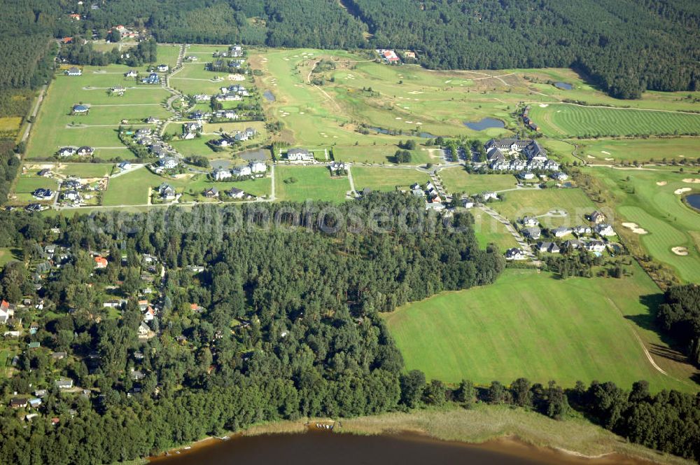 Michendorf from above - Blick auf die Wohnanlagen der HVB Immobilien am Areal des malerisch gelegenen Golf- und Country Club Seddiner See. Anschrift: Golf- und Country Club Seddiner See AG,Zum Weiher 44, 14552 Michendorf,Tel: 033205 / 73 20,Fax: 033205 / 73 229