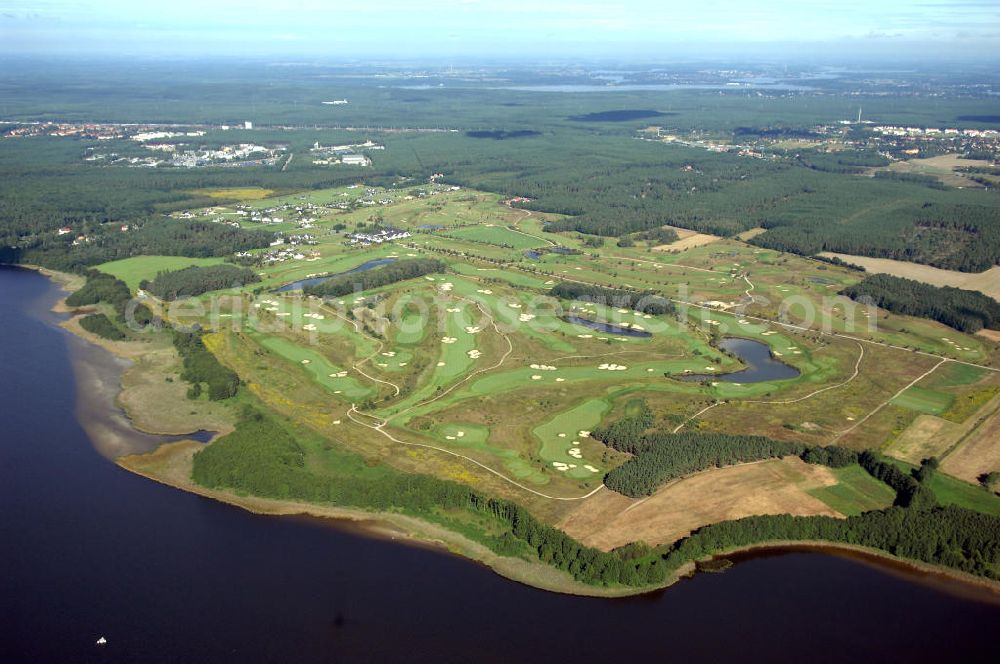 Michendorf from above - Blick auf die Wohnanlagen der HVB Immobilien am Areal des malerisch gelegenen Golf- und Country Club Seddiner See. Anschrift: Golf- und Country Club Seddiner See AG,Zum Weiher 44, 14552 Michendorf,Tel: 033205 / 73 20,Fax: 033205 / 73 229