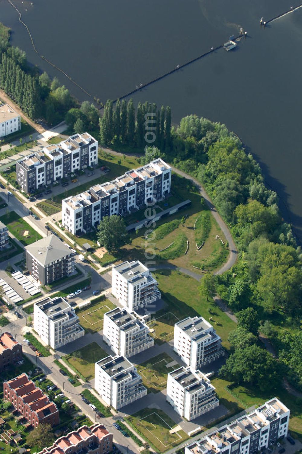 Berlin from above - Apartment buildings in Berlin-Rummelsburg