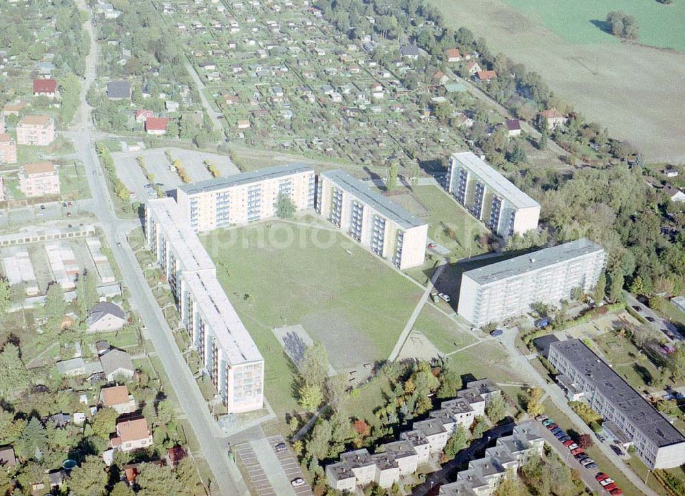 Aerial image Bernau - Friedensthal - Wohnbauten der DKB Grundbesitzvermittlung GmbH an der Newastraße / Ecke Elbestraße im Wohngebiet Friedensthal in Bernau.