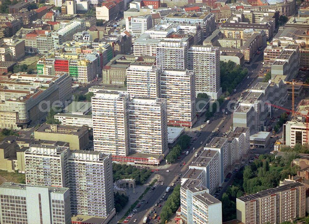 Berlin from above - Wohnbauten an der Leipziger Straße in Berlin-Mitte.