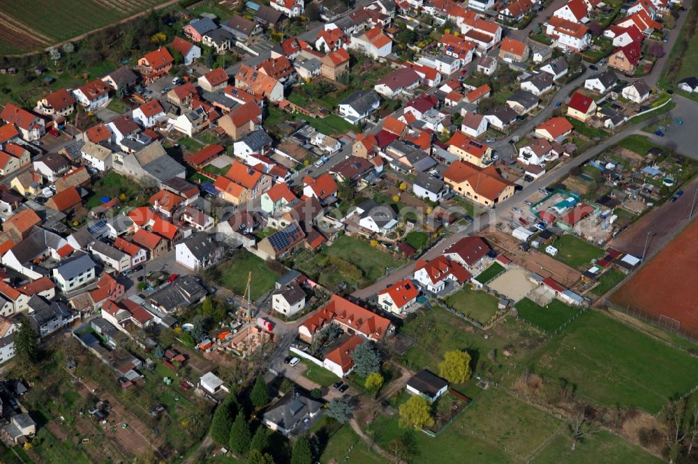 Nierstein from above - Residential development in Nierstein in the state Rhineland-Palatinate