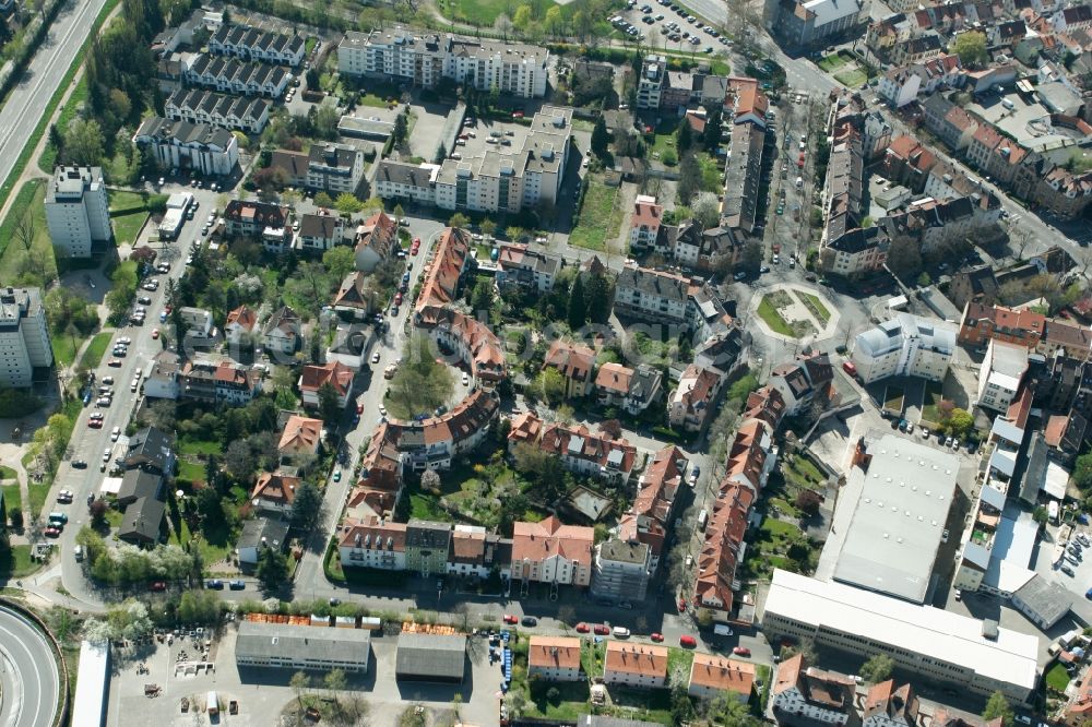 Aerial image Worms - Block of flats at the Giselherstrasse in Worms in Rhineland-Palatinate. In the right corner of the picture the company Fischer Juergen is visible