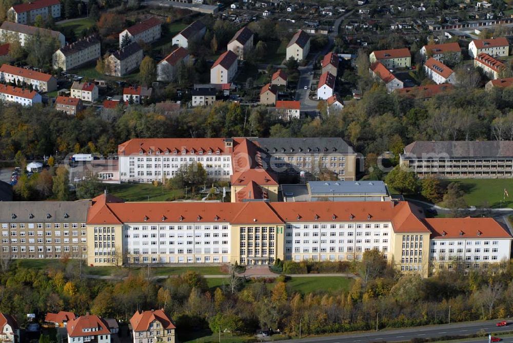 Aerial photograph Borna - Blick auf die HELIOS Klinik Borna - ein Krankenhaus der Grund- und Regelversorgung. Die Klinik liegt zentral zwischen Leipzig und Chemnitz und bietet auf hohem diagnostischem und therapeutischem Niveau eine qualifizierte Akutmedizin. Kontakt: HELIOS Klinik Borna - Rudolf-Virchow-Straße 2, 04552 Borna - Tel.: (0 34 33) 21-0 - Telefax: (0 34 33) 21-11 05 - Email: postmaster@borna.helios-kliniken.de; Geschäftsführer: Dr. Roland Bantle - Tel.: (0 34 33) 21-10 02