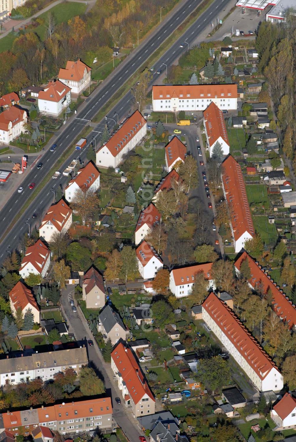 Aerial photograph Borna - Blick auf das Wohngebiet zwischen Leipziger Straße und Kesselhainer Straße.