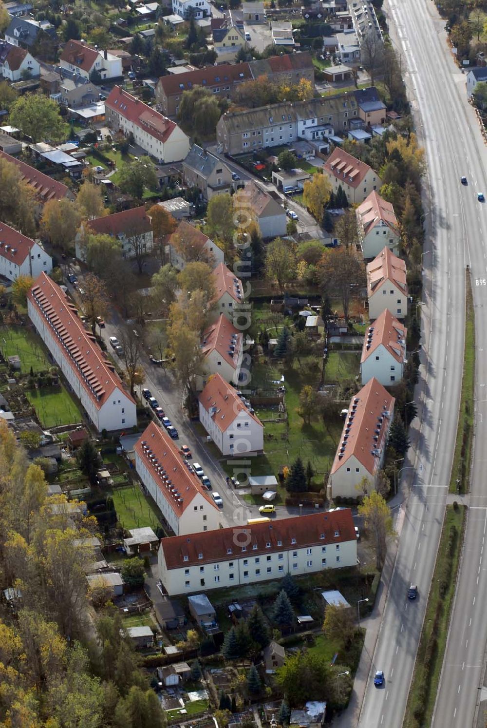 Aerial photograph Borna - Blick auf das Wohngebiet zwischen Leipziger Straße und Kesselhainer Straße.