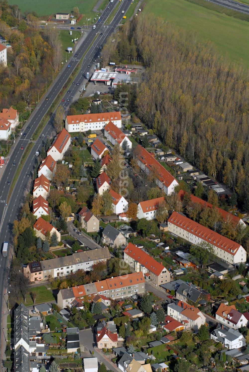 Borna from the bird's eye view: Blick auf das Wohngebiet zwischen Leipziger Straße und Kesselhainer Straße.