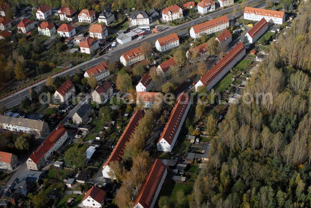 Aerial photograph Borna - Blick auf das Wohngebiet zwischen Leipziger Straße und Kesselhainer Straße.