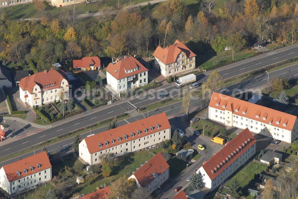 Aerial photograph Borna - Blick auf das Wohngebiet zwischen Leipziger Straße und Kesselhainer Straße.