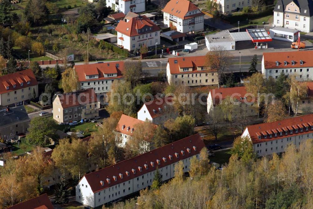 Aerial image Borna - Blick auf das Wohngebiet zwischen Leipziger Straße und Kesselhainer Straße am Glück-Auf-Weg.