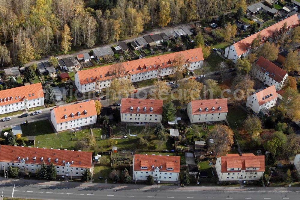 Aerial photograph Borna - Blick auf das Wohngebiet zwischen Leipziger Straße und Kesselhainer Straße am Glück-Auf-Weg.