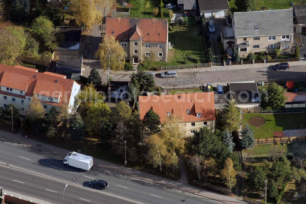 Aerial photograph Borna - Blick auf das Wohngebiet zwischen Leipziger Straße und Kesselhainer Straße.