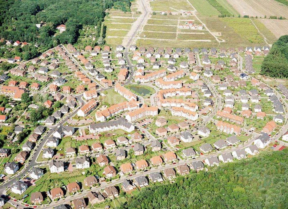 Potsdam / BRB from above - Wohngebiet Altes Rad am Großen Herzberg in Potsdam-Eiche.