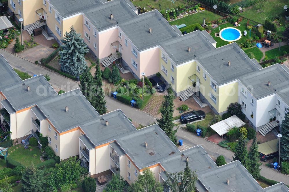 Aerial image Bernau - Blick auf das Wohngebiet an der Arnulfstraße / Angarstraße / Zepernicker Chaussee in Bernau am S-Bahnhof Bernau Friedenstal. Residential area at the Arnulfstra0e / Angarstraße / Zepernicker Chausse in Bernau.