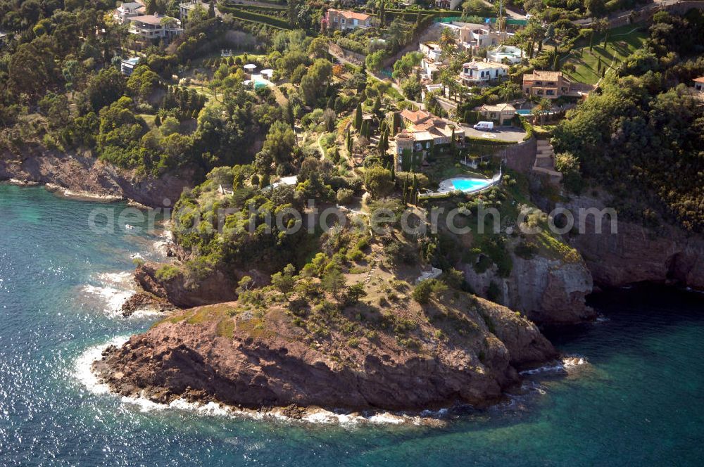 Théole-sur-Mer from above - Blick über Théole-sur-Me am Strand.