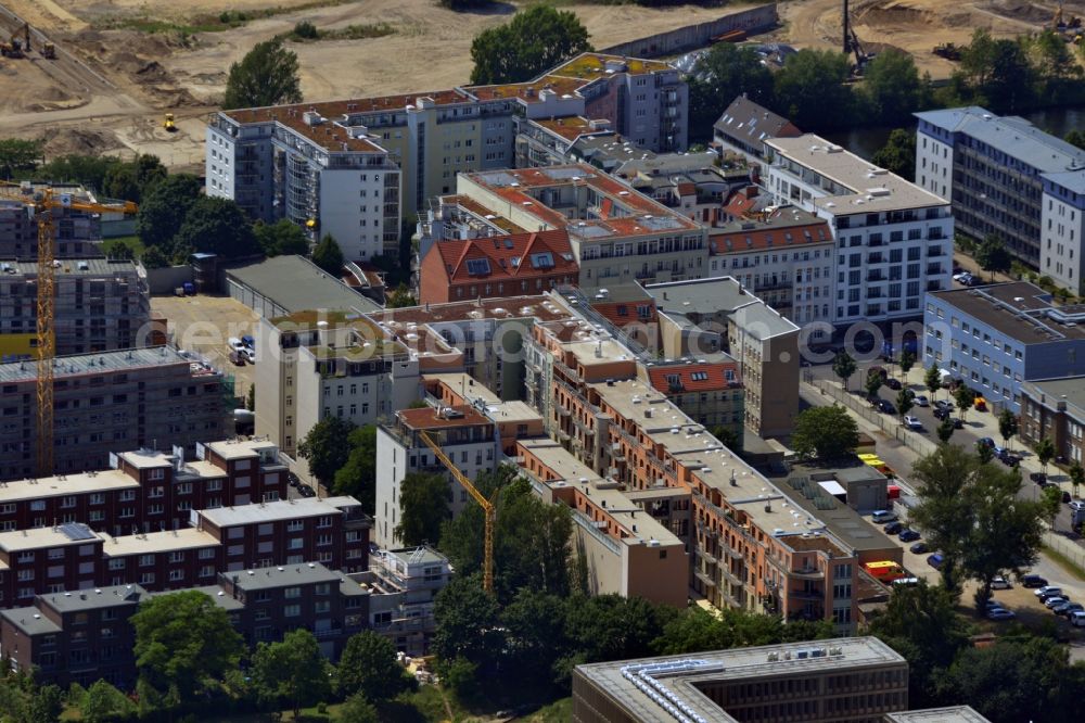 Aerial image Berlin - Residential area in front of a construction area. The area will be covered with buildings in the context of the development area Europacity along the Heidestrasse