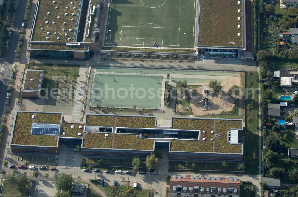 Aerial image Berlin - Blick auf die Schule am Hohen Feld an der Achillesstraße in Karow.