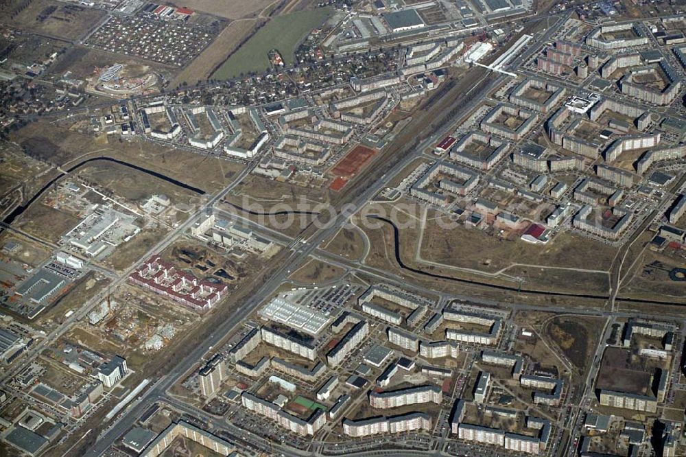 Berlin - MARZAHN from above - Wohngebiet in Berlin-Marzahn. 1995