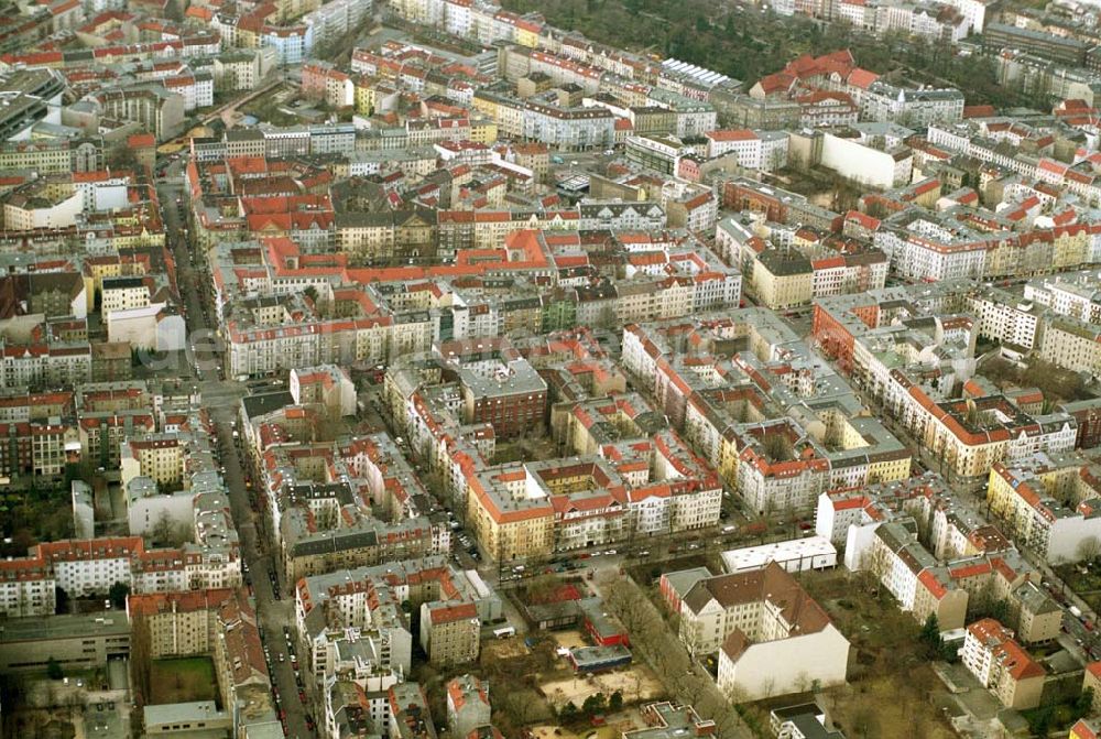 Aerial image Berlin/ Neukölln - Blick auf die Wohngebiete im Bereich Sonnenallee, Weichselstraße, Pannierstraße, Fuldastraße und Reuterstraße in Berlin - Neukölln.