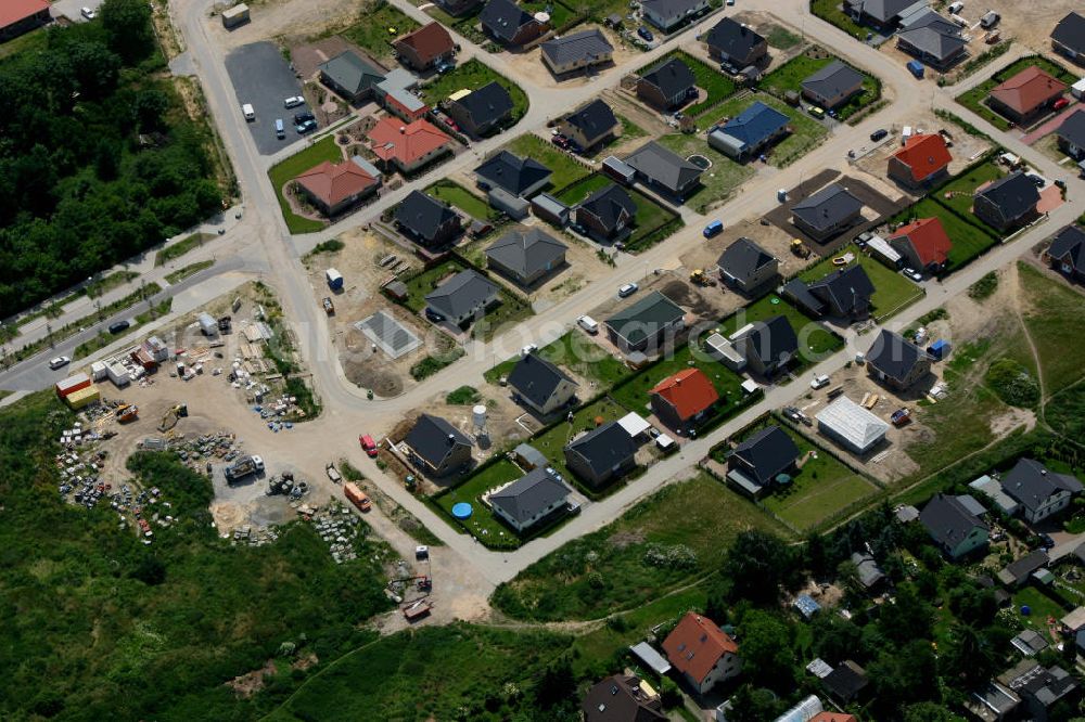 Aerial image Dahlwitz-Hoppegarten OT Birkenstein - Blick auf das Einfamilienhaus - Neubauwohngebiet an der Löcknitztalstraße , Märkische , Ruppiner , Barnimer , Lausitzstraße , Spreewaldstraße , Schorfheiderstraße.